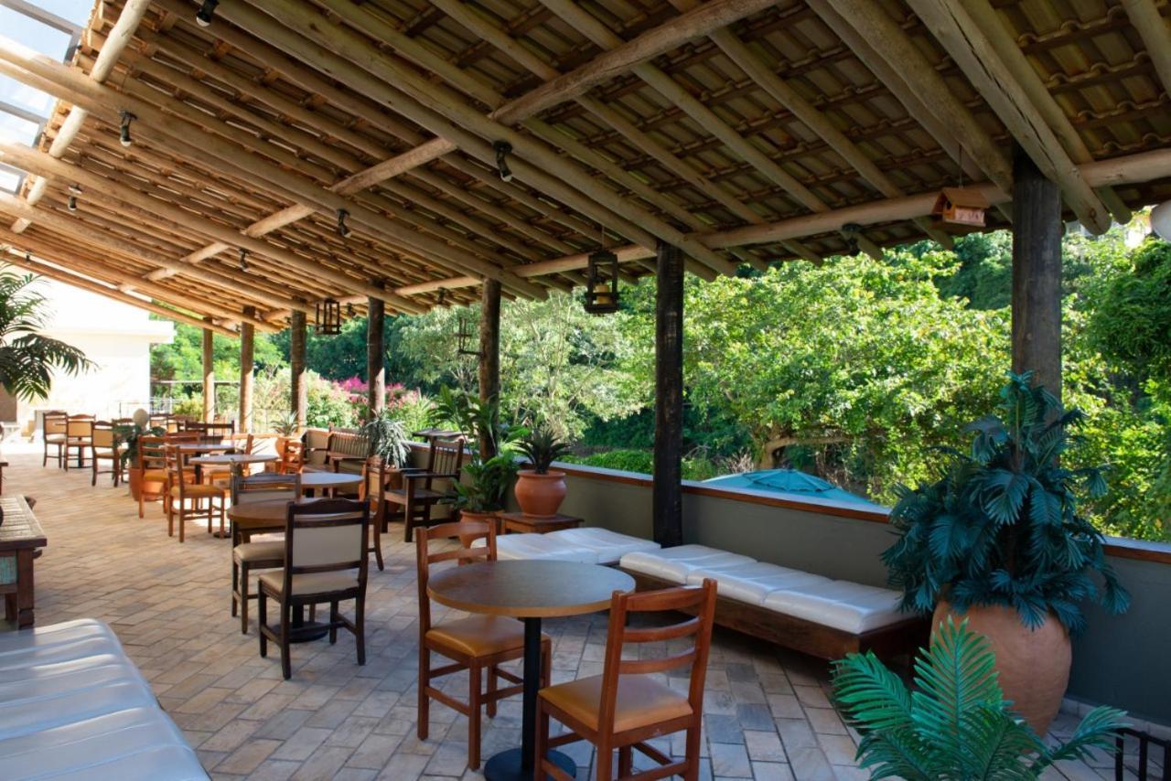 Hotel Santiago Lindóia Екстериор снимка