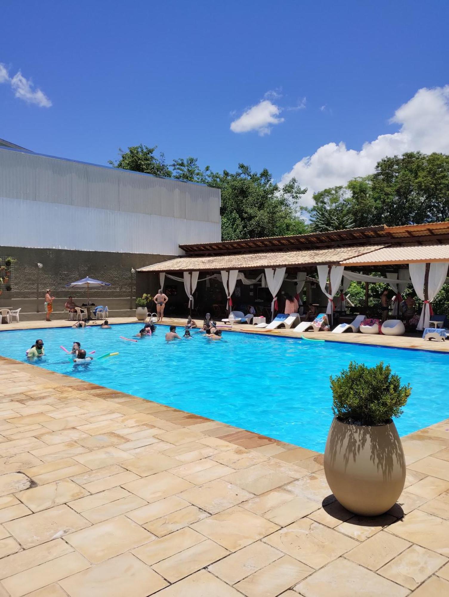 Hotel Santiago Lindóia Екстериор снимка