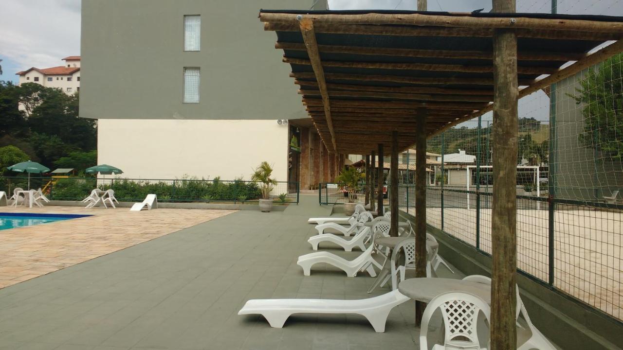 Hotel Santiago Lindóia Екстериор снимка