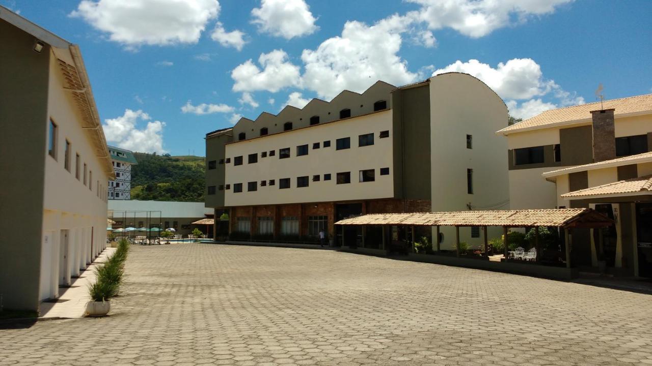 Hotel Santiago Lindóia Екстериор снимка